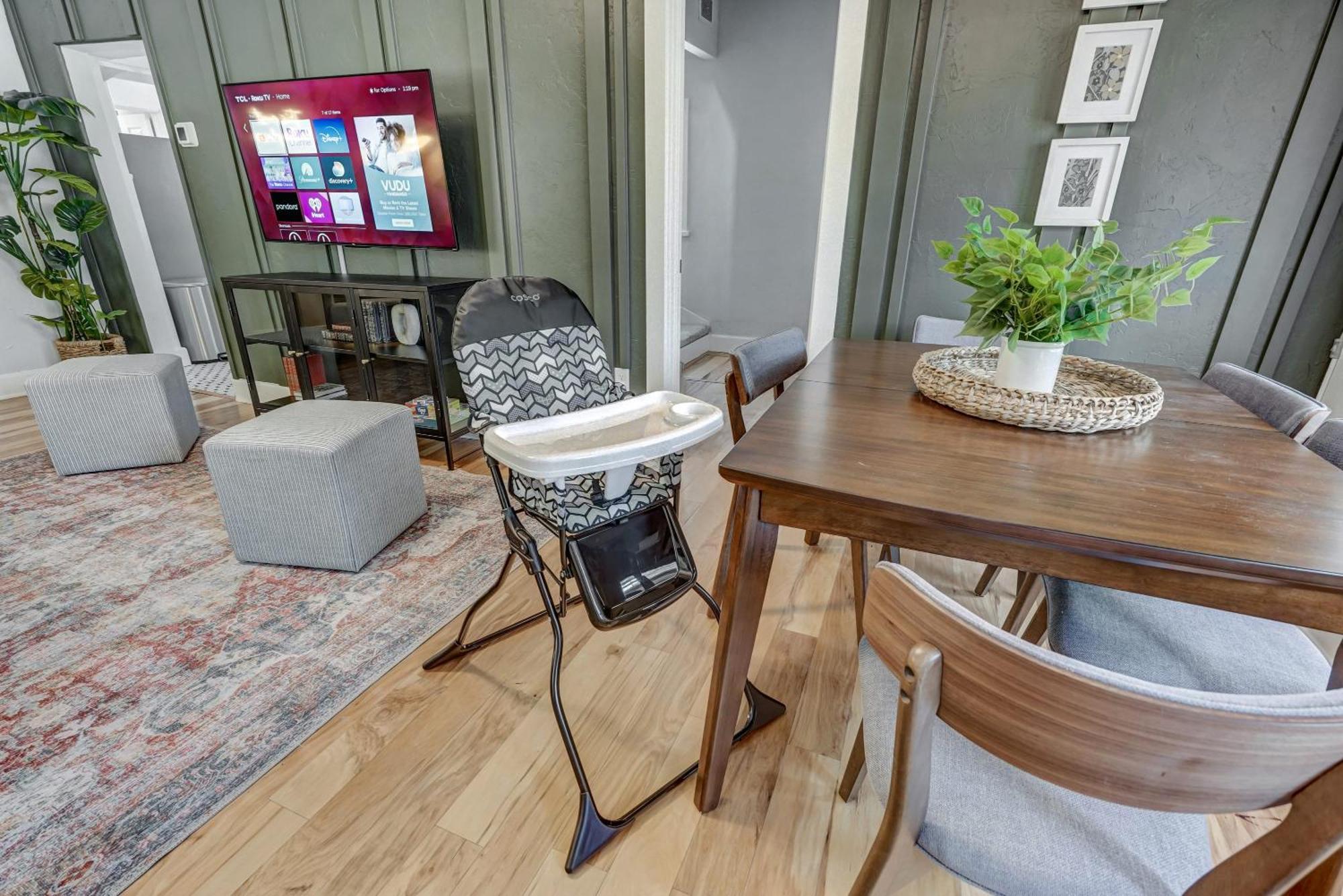 Neighborly Heights - Downtown King Bbq Fire Pit Villa โคโลราโดสปริงส์ ภายนอก รูปภาพ